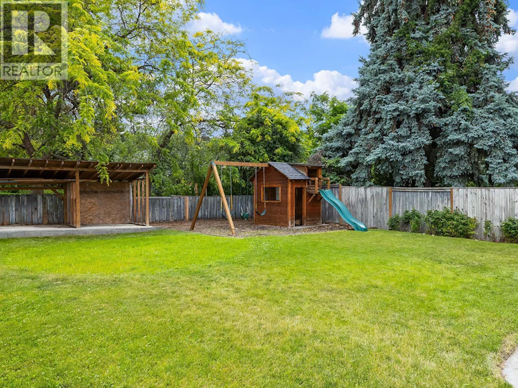 851 Hammer Avenue, Kelowna, BC, V1W 2B7 - 7