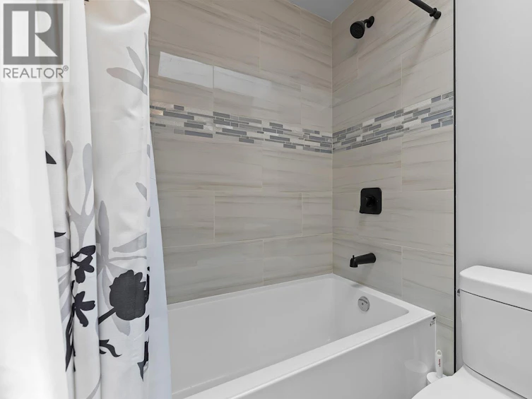 851 Hammer Avenue, Kelowna, BC, V1W 2B7 - 39