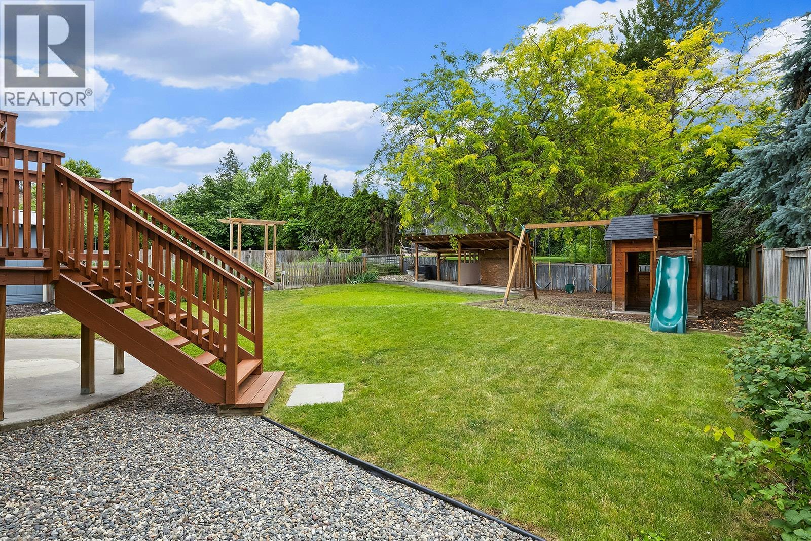 851 Hammer Avenue, Kelowna, BC, V1W 2B7 - 5