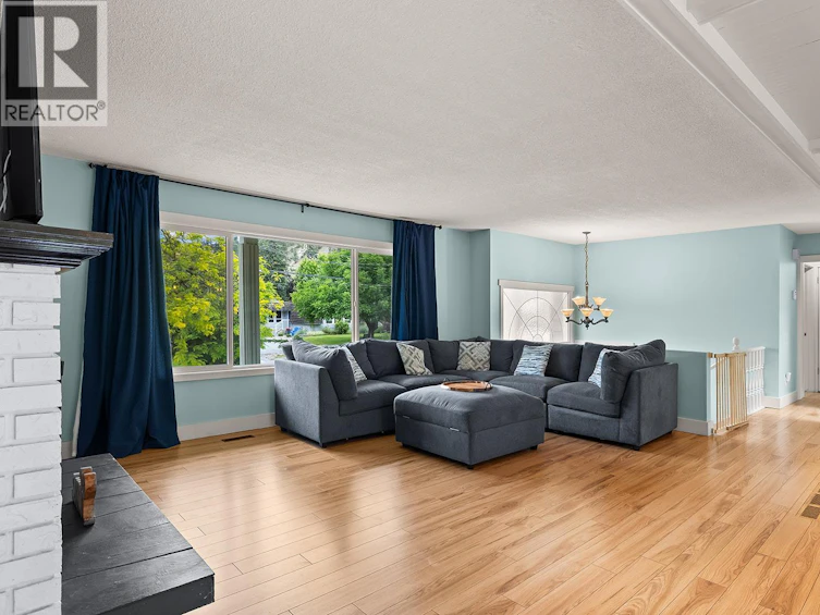 851 Hammer Avenue, Kelowna, BC, V1W 2B7 - 26