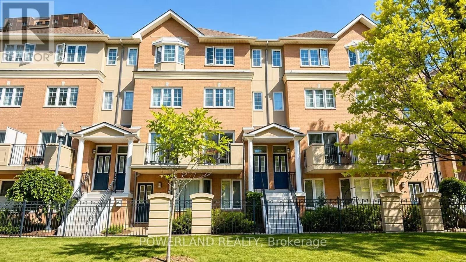 1120-28 Sommerset Way, Toronto, ON, M2N 6W7