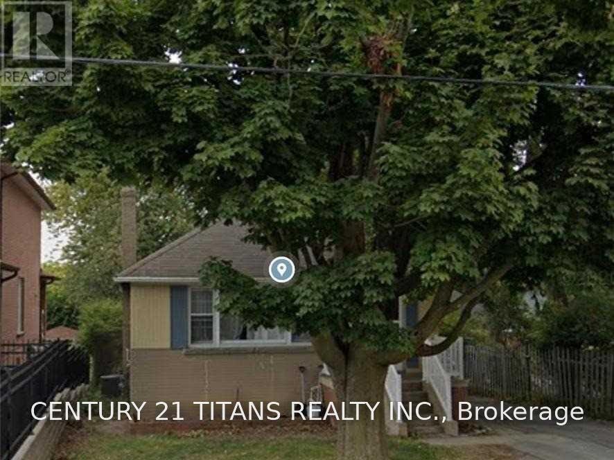 14 Anson Avenue, Toronto, ON, M1M 1X3
