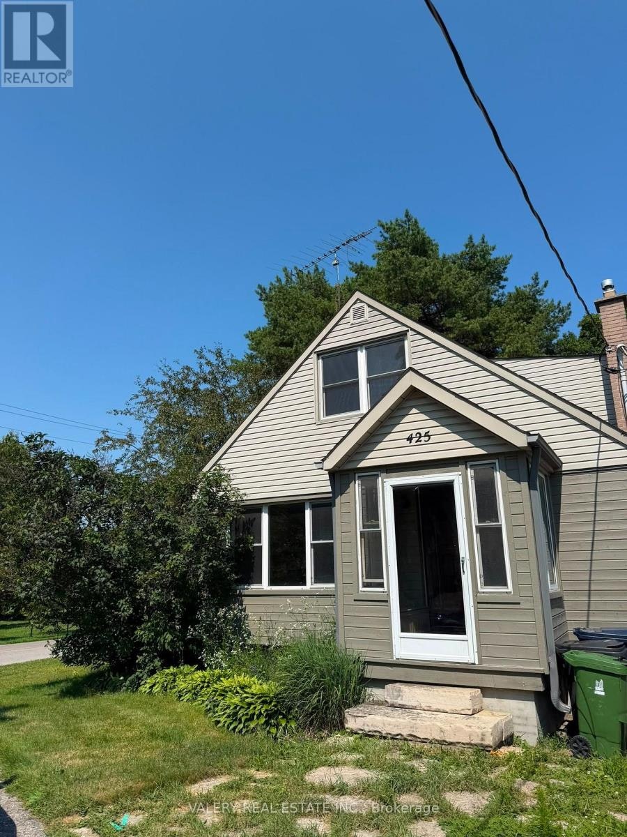 425 Livingston Road N, Toronto, ON, M1E 1M5
