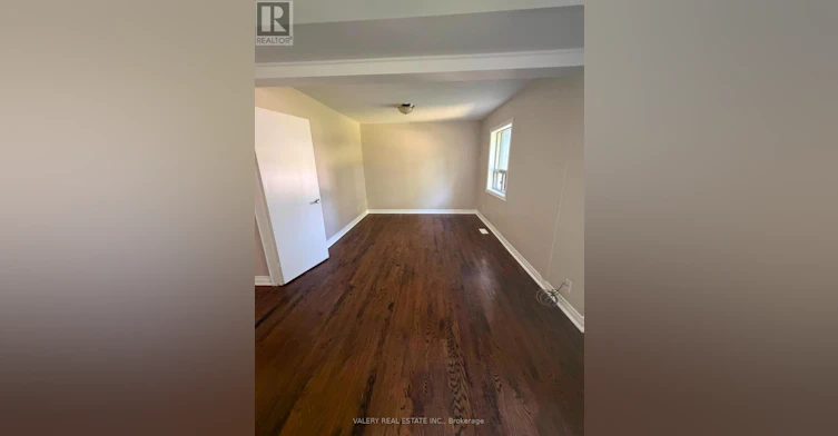 425 Livingston Road N, Toronto, ON, M1E 1M5 - 8