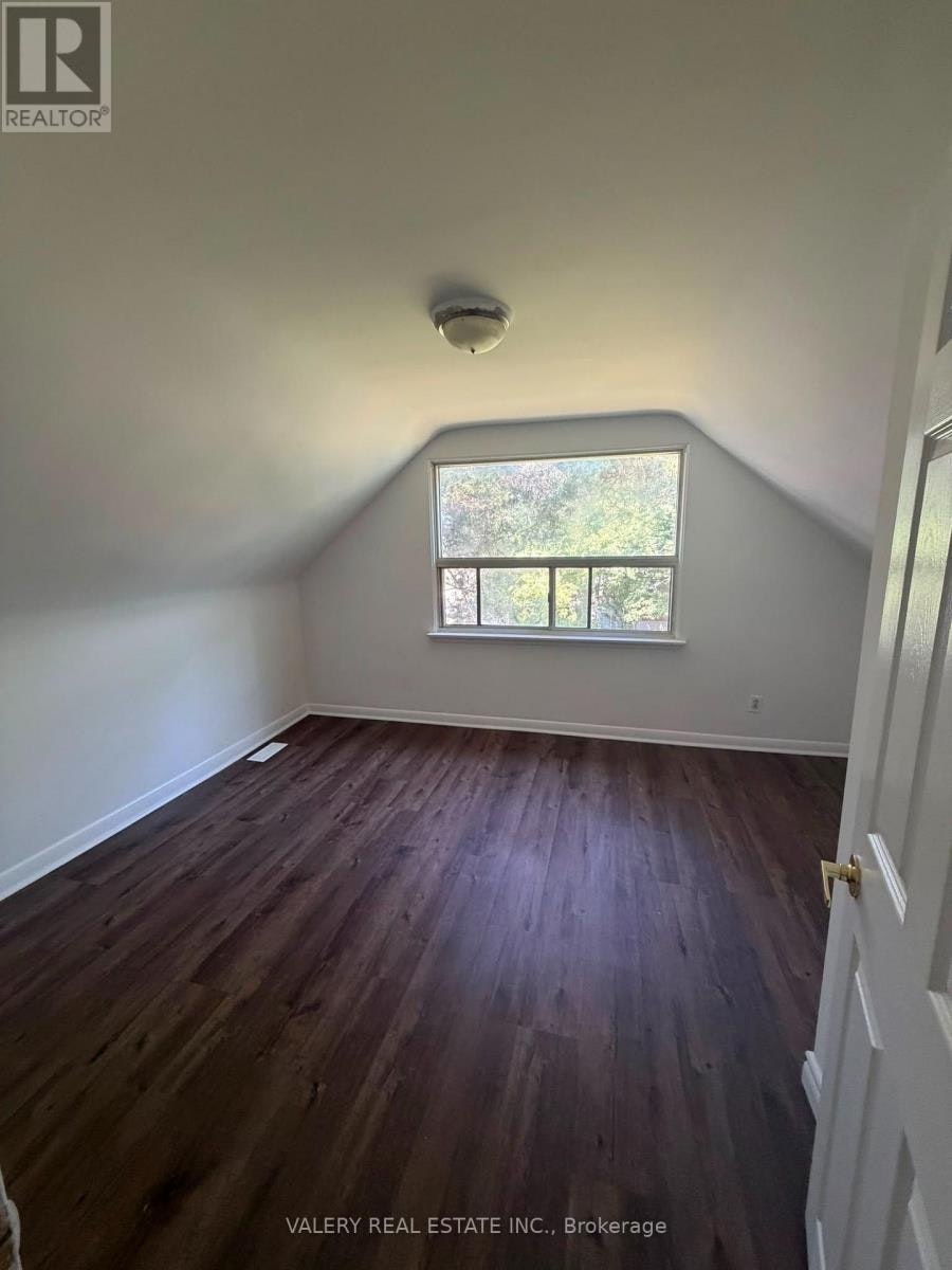 425 Livingston Road N, Toronto, ON, M1E 1M5 - 9