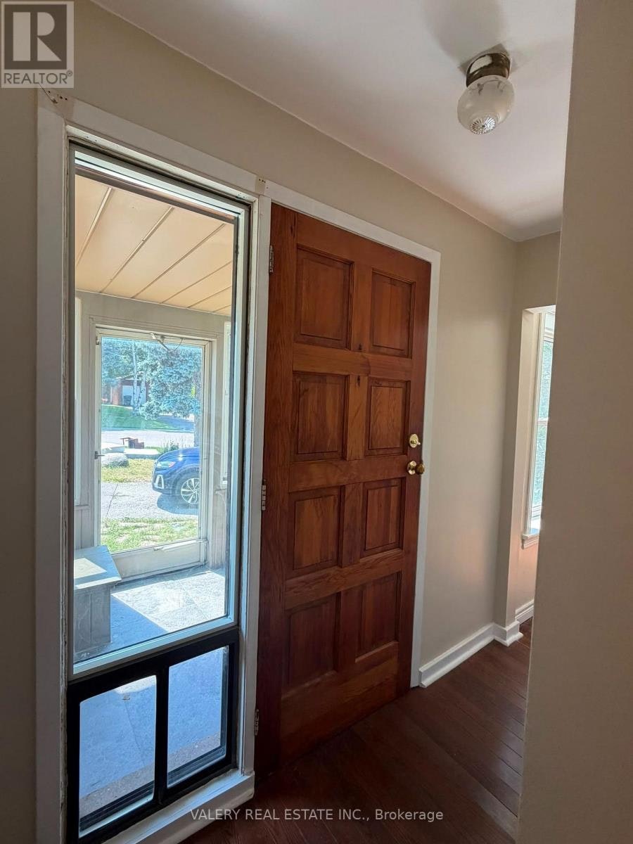 425 Livingston Road N, Toronto, ON, M1E 1M5 - 7