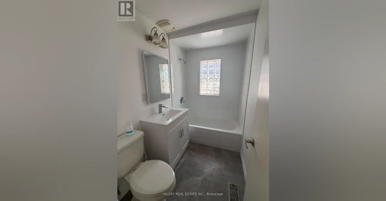 425 Livingston Road N, Toronto, ON, M1E 1M5 - 10