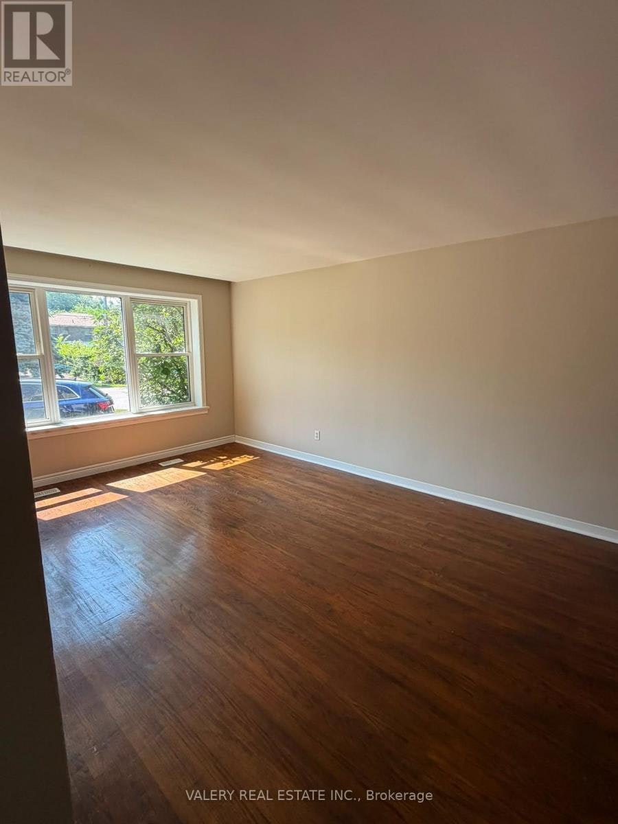 425 Livingston Road N, Toronto, ON, M1E 1M5 - 12