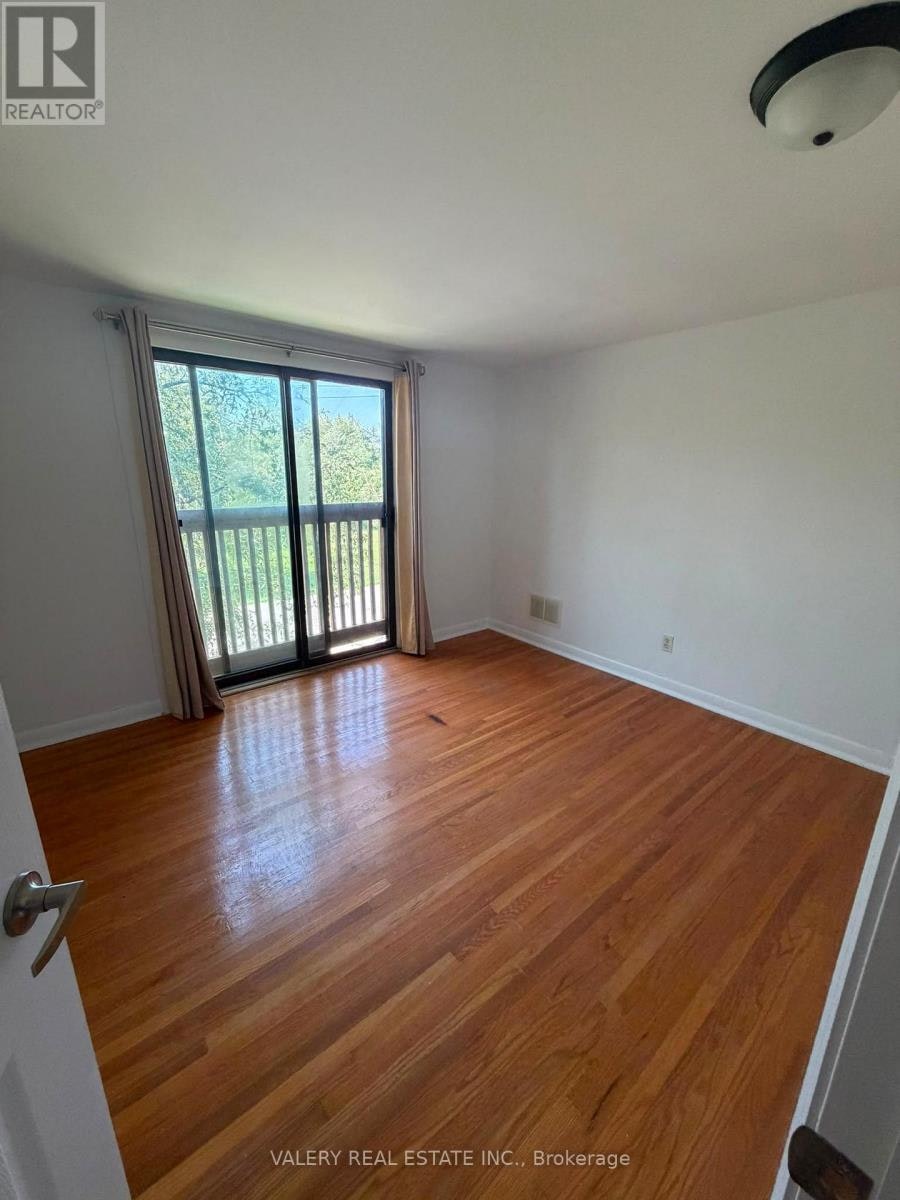 425 Livingston Road N, Toronto, ON, M1E 1M5 - 13