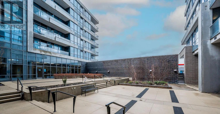 1201-1 Hurontario Street, Mississauga, ON, L5G 0A3 - 9