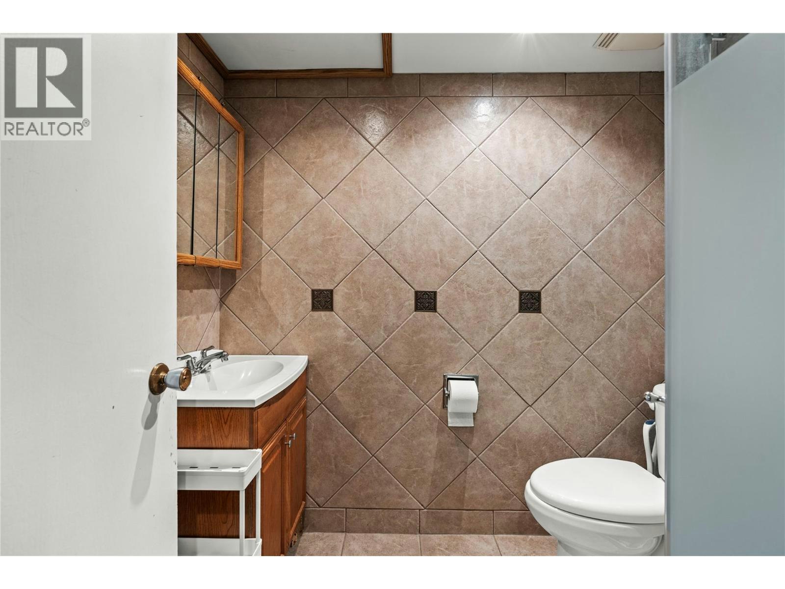 4400 15 Avenue, Vernon, BC, V1T 6X9 - 42