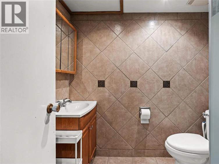 4400 15 Avenue, Vernon, BC, V1T 6X9 - 42