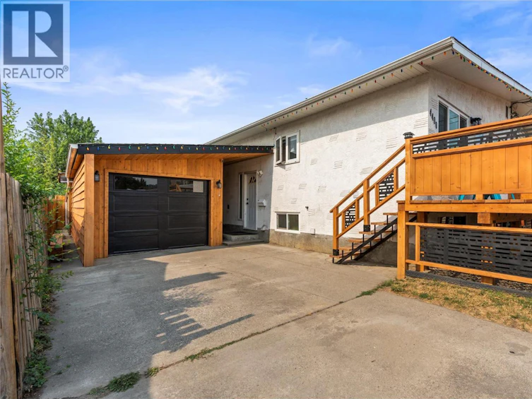 4400 15 Avenue, Vernon, BC, V1T 6X9 - 4