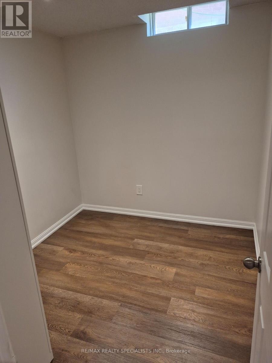 LOWER-353 Brownridge Drive, Vaughan, ON, L4J 5X2 - 9