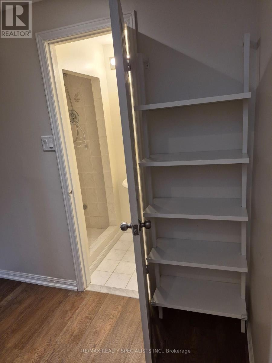 LOWER-353 Brownridge Drive, Vaughan, ON, L4J 5X2 - 3