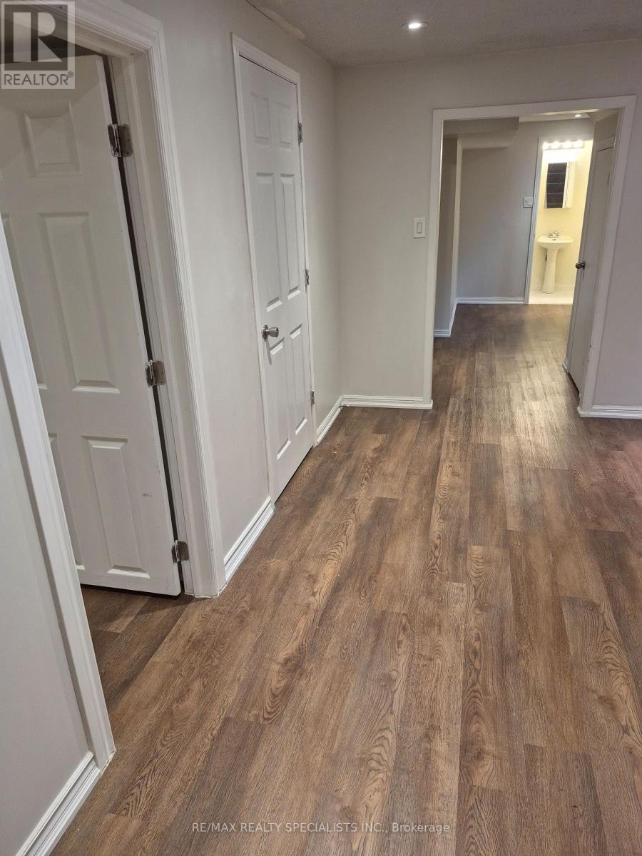 LOWER-353 Brownridge Drive, Vaughan, ON, L4J 5X2 - 8
