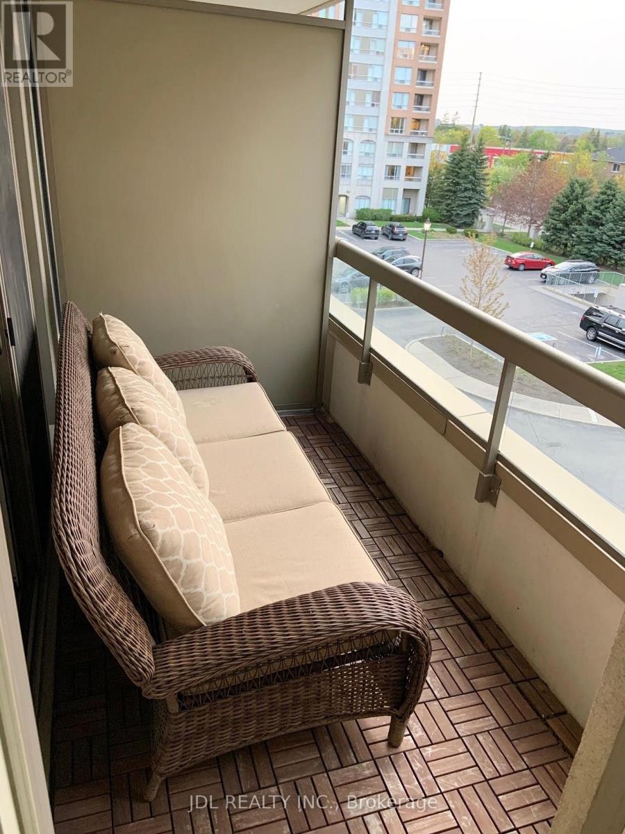 403-19 Northern Heights Drive, Richmond Hill, ON, L4B 4M4 - 9