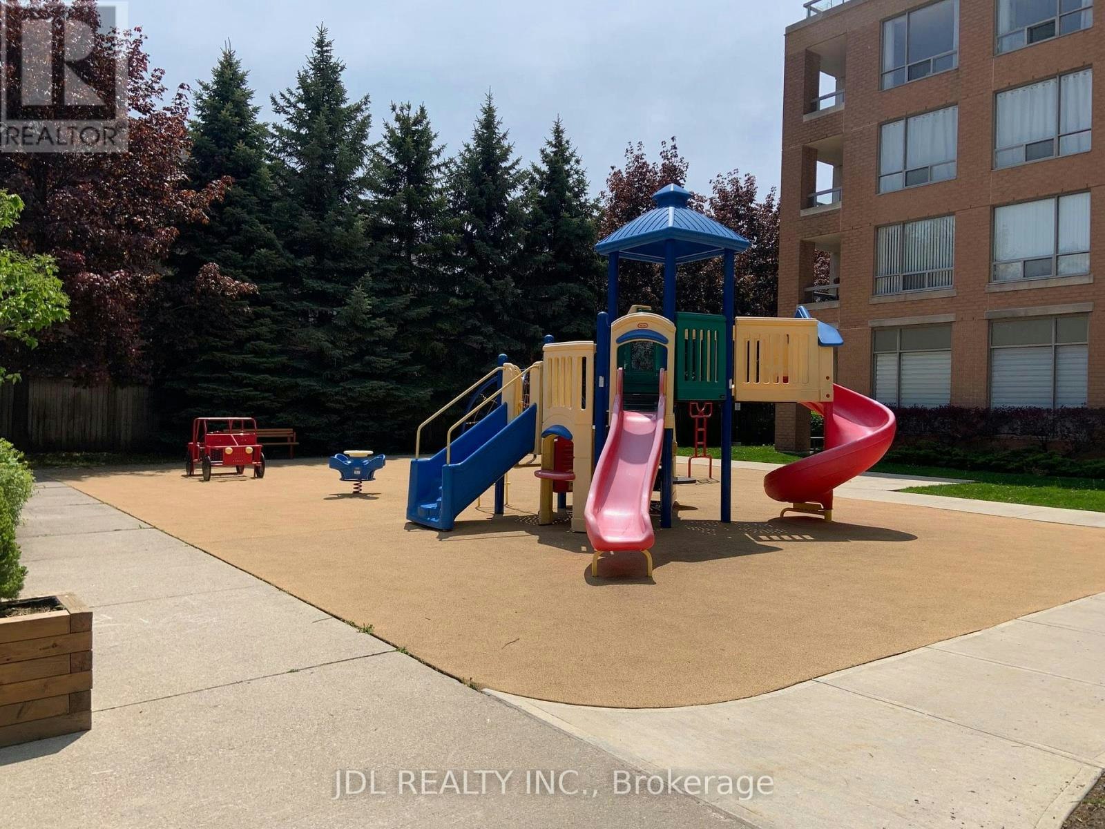 403-19 Northern Heights Drive, Richmond Hill, ON, L4B 4M4 - 13