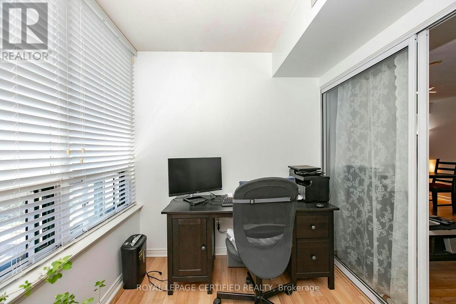 1605-135 Hillcrest Avenue, Mississauga, ON, L5B 4B1 - 22
