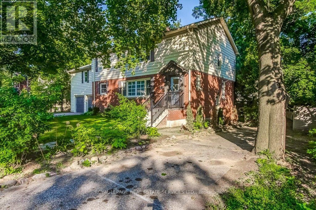 LOWER LEVEL 1-302 Maple Avenue, Oakville, ON, L6J 2H7