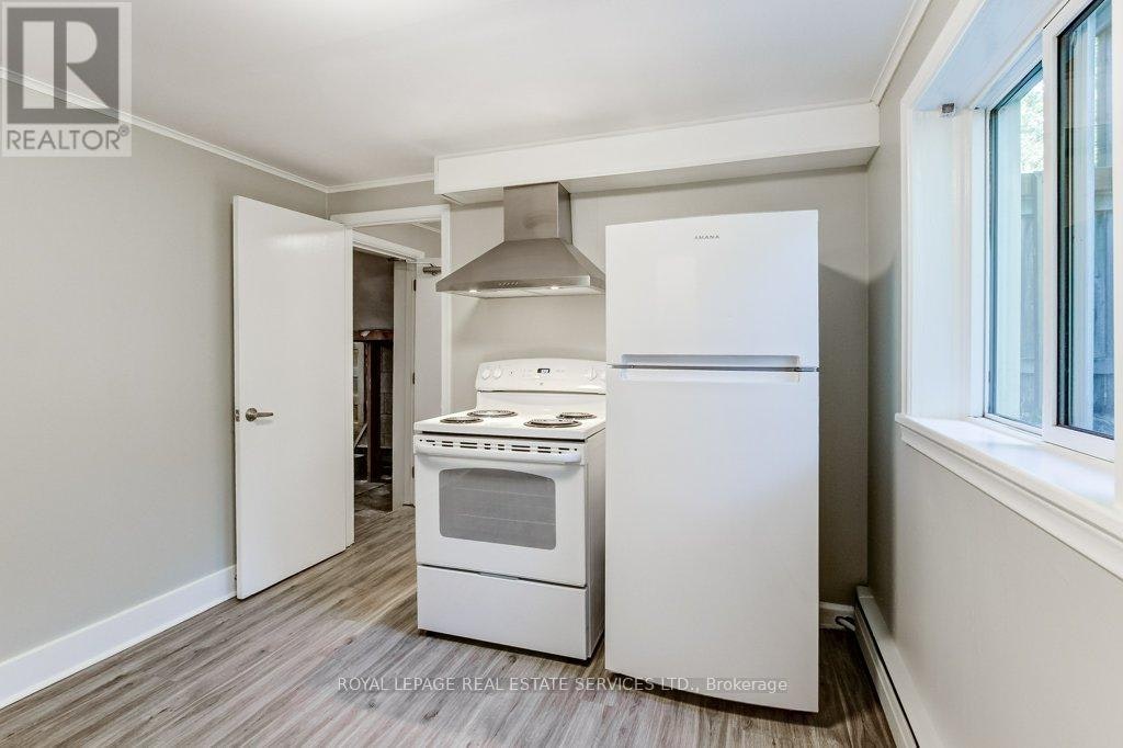 LOWER LEVEL 1-302 Maple Avenue, Oakville, ON, L6J 2H7 - 18