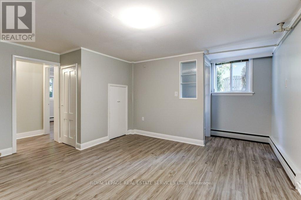 LOWER LEVEL 1-302 Maple Avenue, Oakville, ON, L6J 2H7 - 8