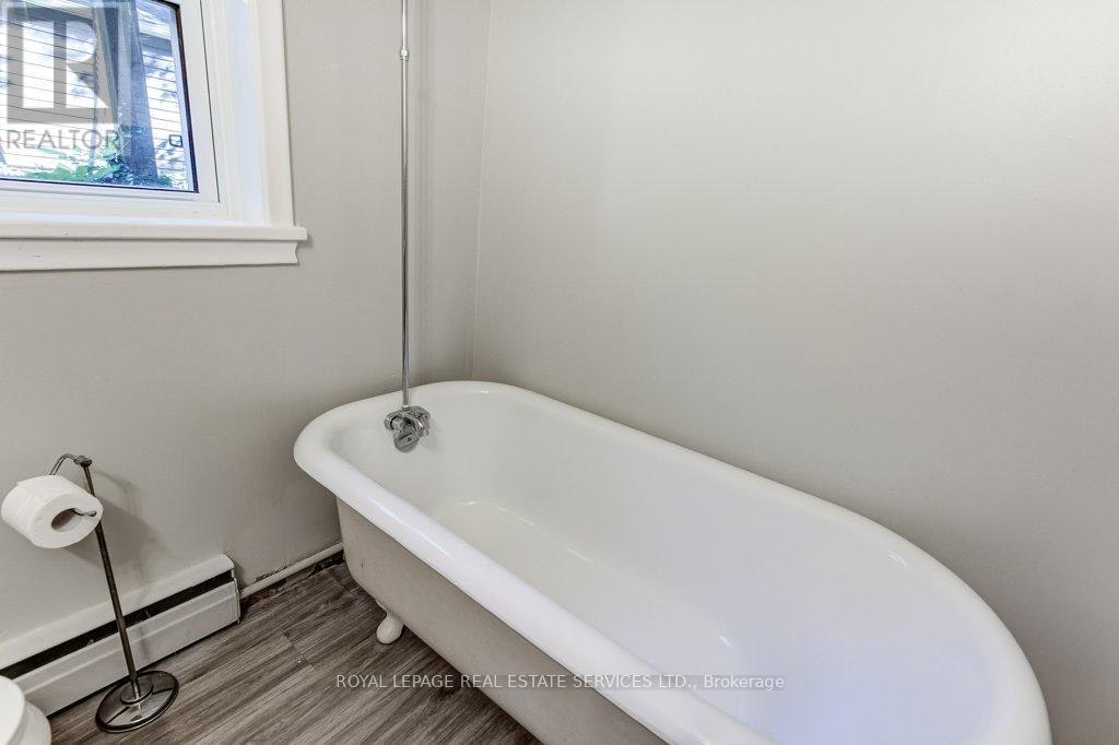 LOWER LEVEL 1-302 Maple Avenue, Oakville, ON, L6J 2H7 - 15