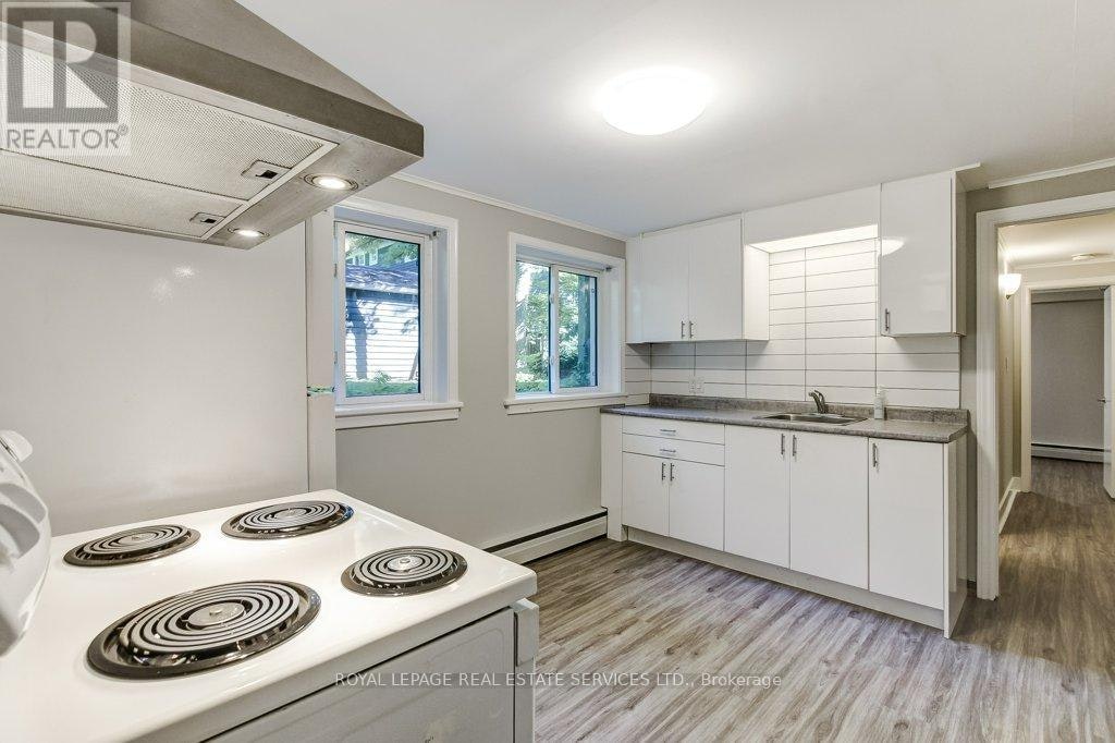 LOWER LEVEL 1-302 Maple Avenue, Oakville, ON, L6J 2H7 - 17