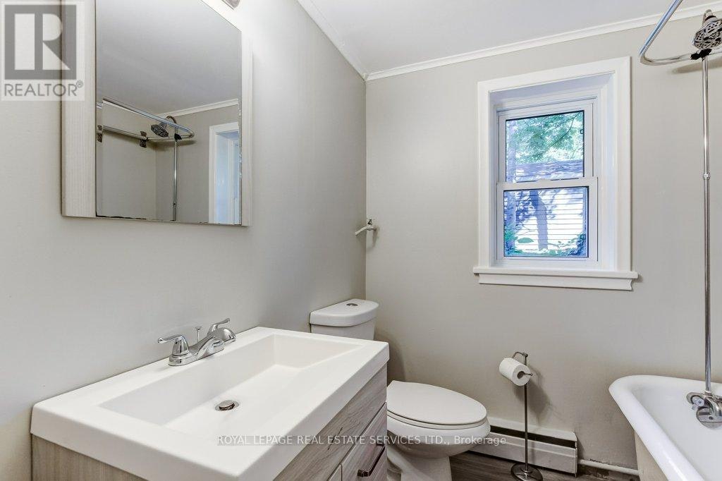 LOWER LEVEL 1-302 Maple Avenue, Oakville, ON, L6J 2H7 - 22