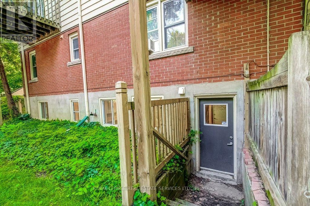 LOWER LEVEL 1-302 Maple Avenue, Oakville, ON, L6J 2H7 - 28