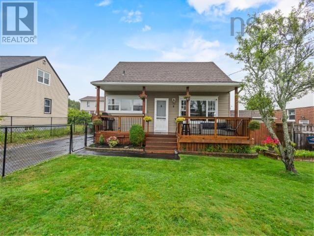 4 Elmdale Crescent, Halifax, NS, B3R 2G5