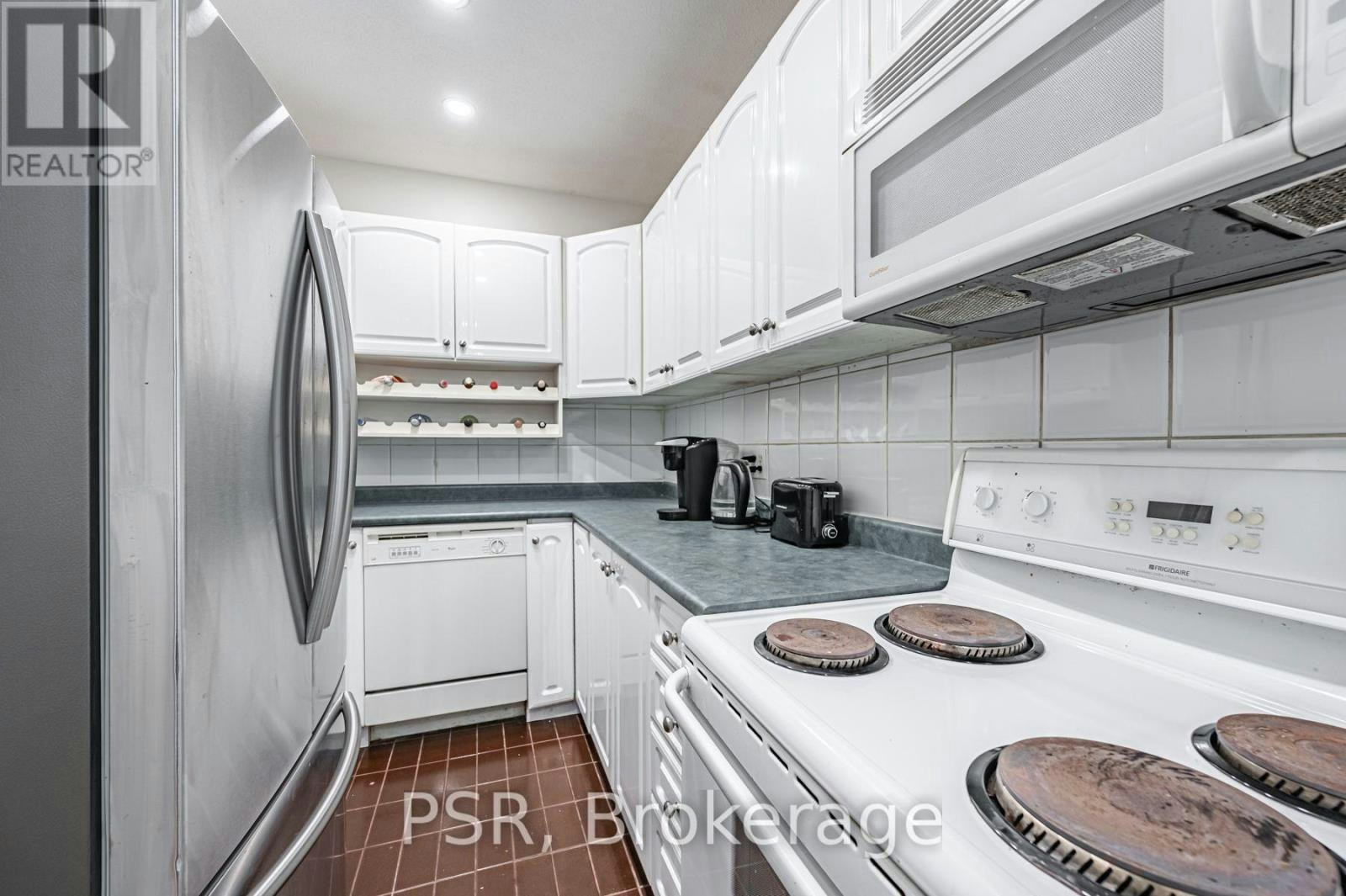 108-480 Oriole Parkway, Toronto, ON, M5P 2H8 - 10