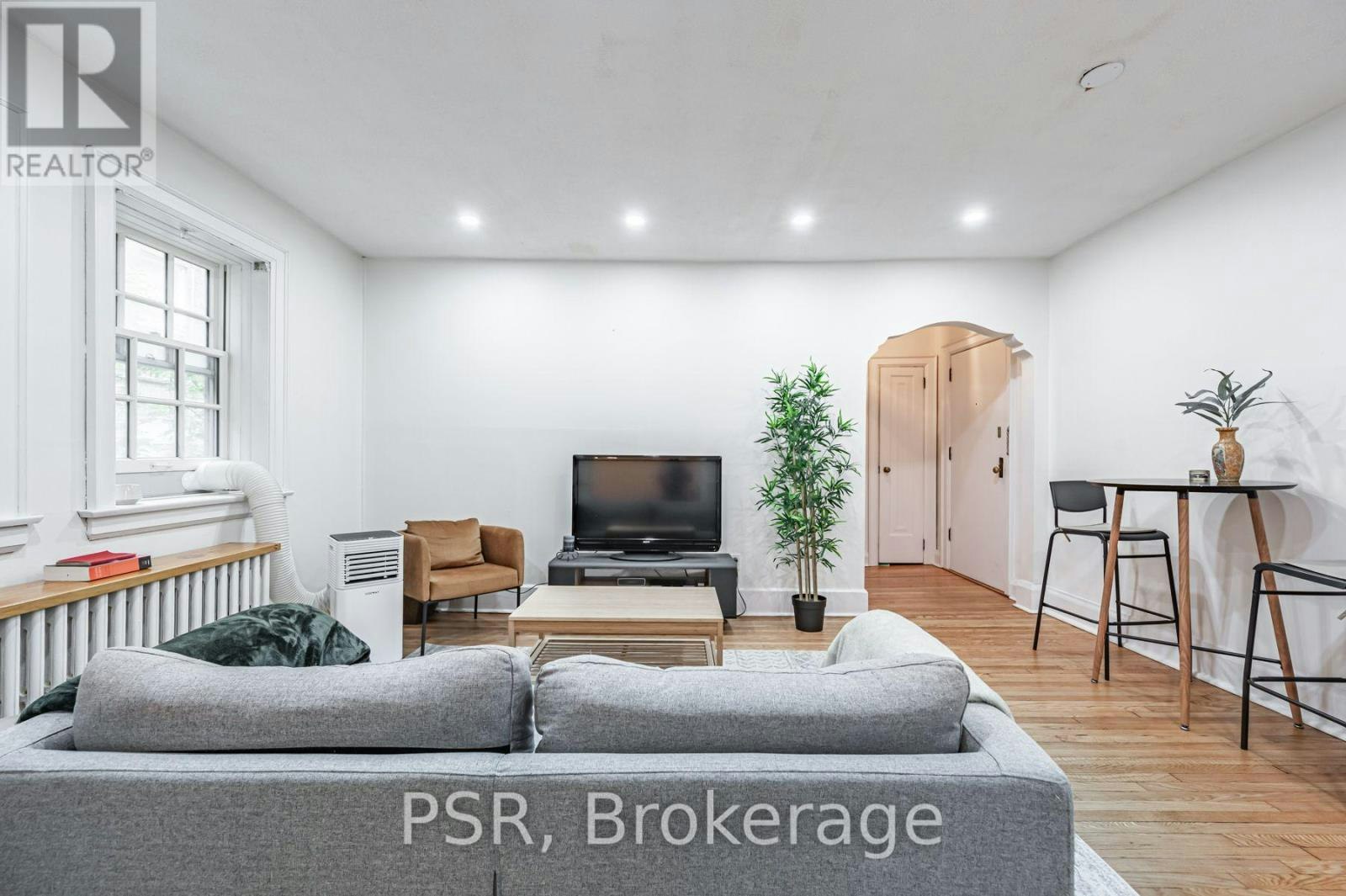 108-480 Oriole Parkway, Toronto, ON, M5P 2H8 - 5