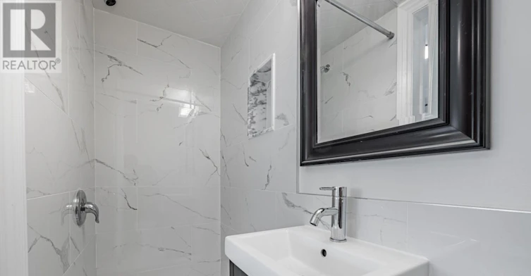 A-90 Galt Avenue, Toronto, ON, M4M 2Z3 - 9