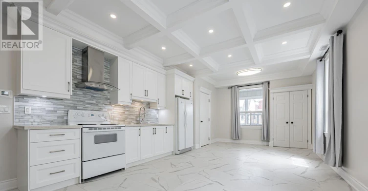 A-90 Galt Avenue, Toronto, ON, M4M 2Z3 - 2