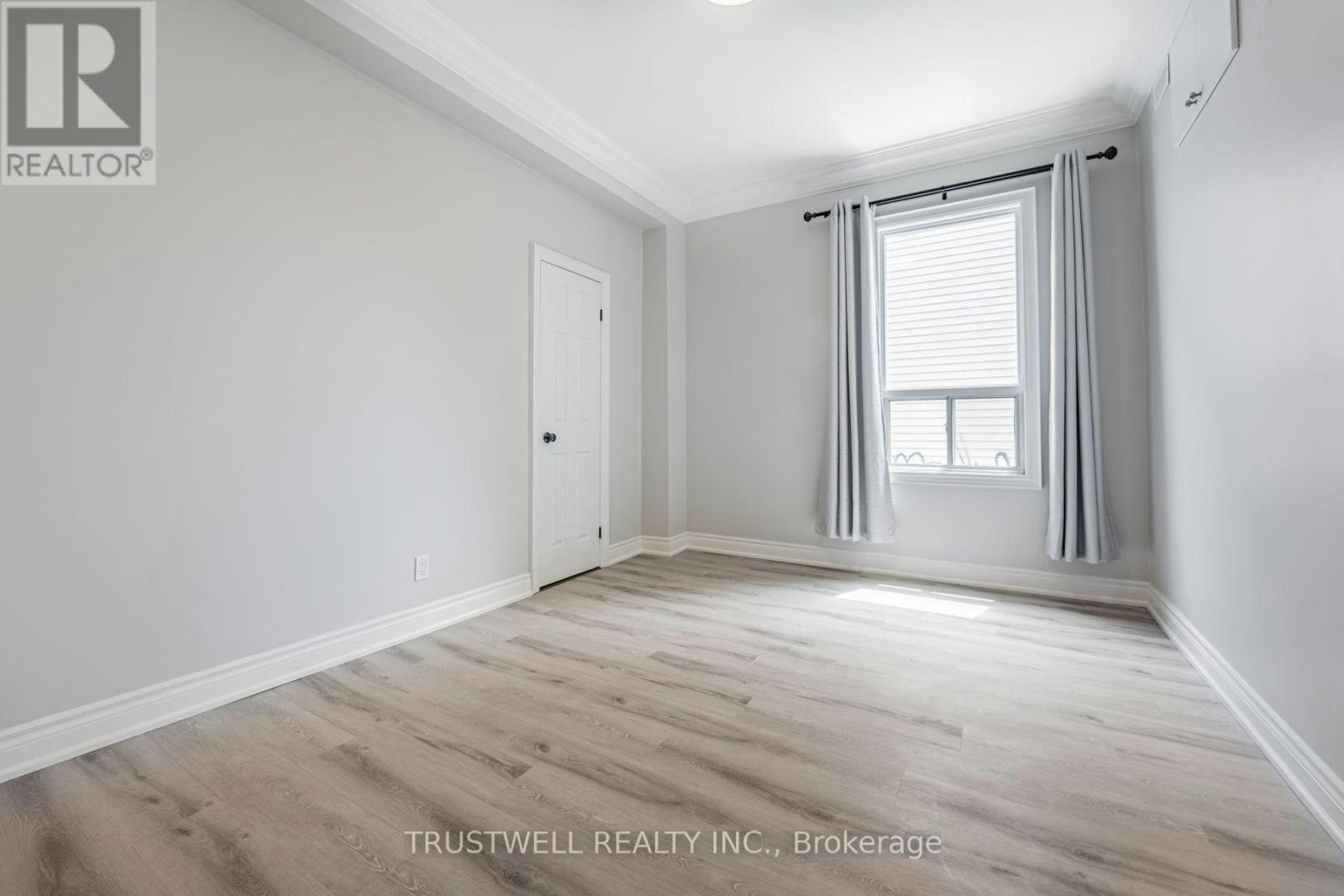 A-90 Galt Avenue, Toronto, ON, M4M 2Z3 - 8