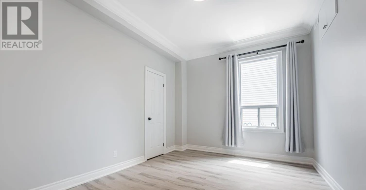 A-90 Galt Avenue, Toronto, ON, M4M 2Z3 - 8