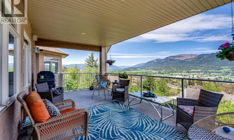 108 Red Rock Crescent