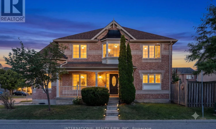 720 Stagg Gardens