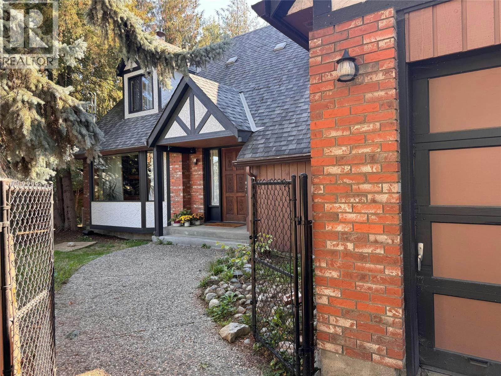 7603 De Jong Drive, Coldstream, BC, V1B 1P2