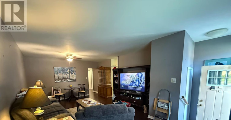 1-220 Rosedale Drive, Whitby, ON, L1N 1Z3 - 4