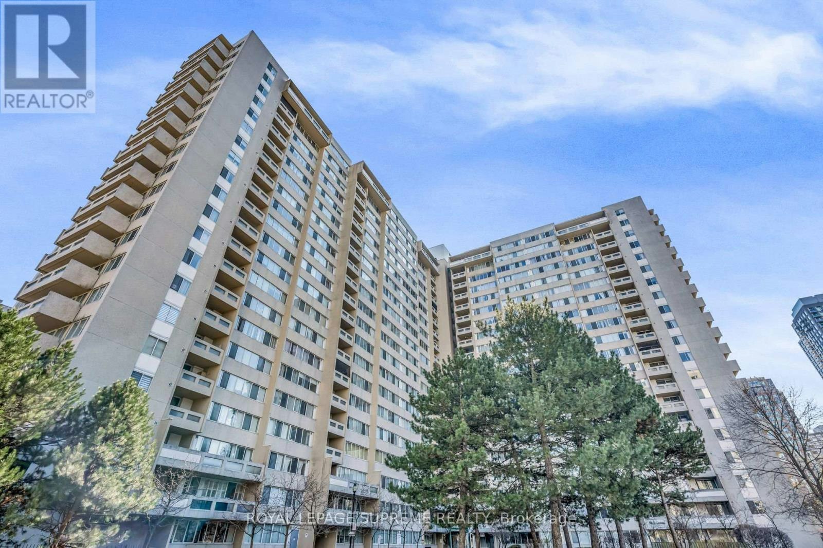 1907-3590 Kaneff Crescent, Mississauga, ON, L5A 3X3