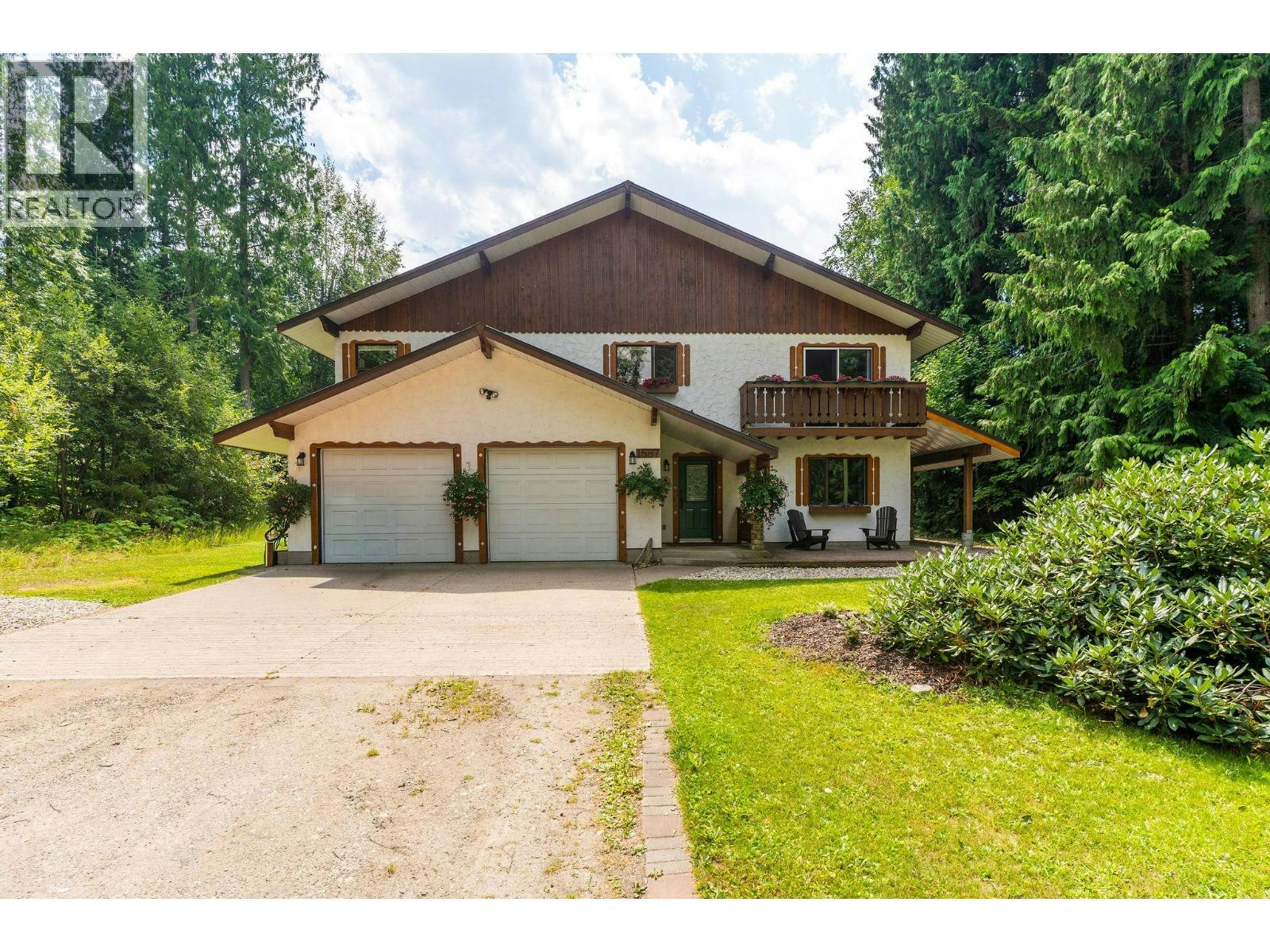 1587 Pratico Road, Revelstoke, BC, V0E 2S1