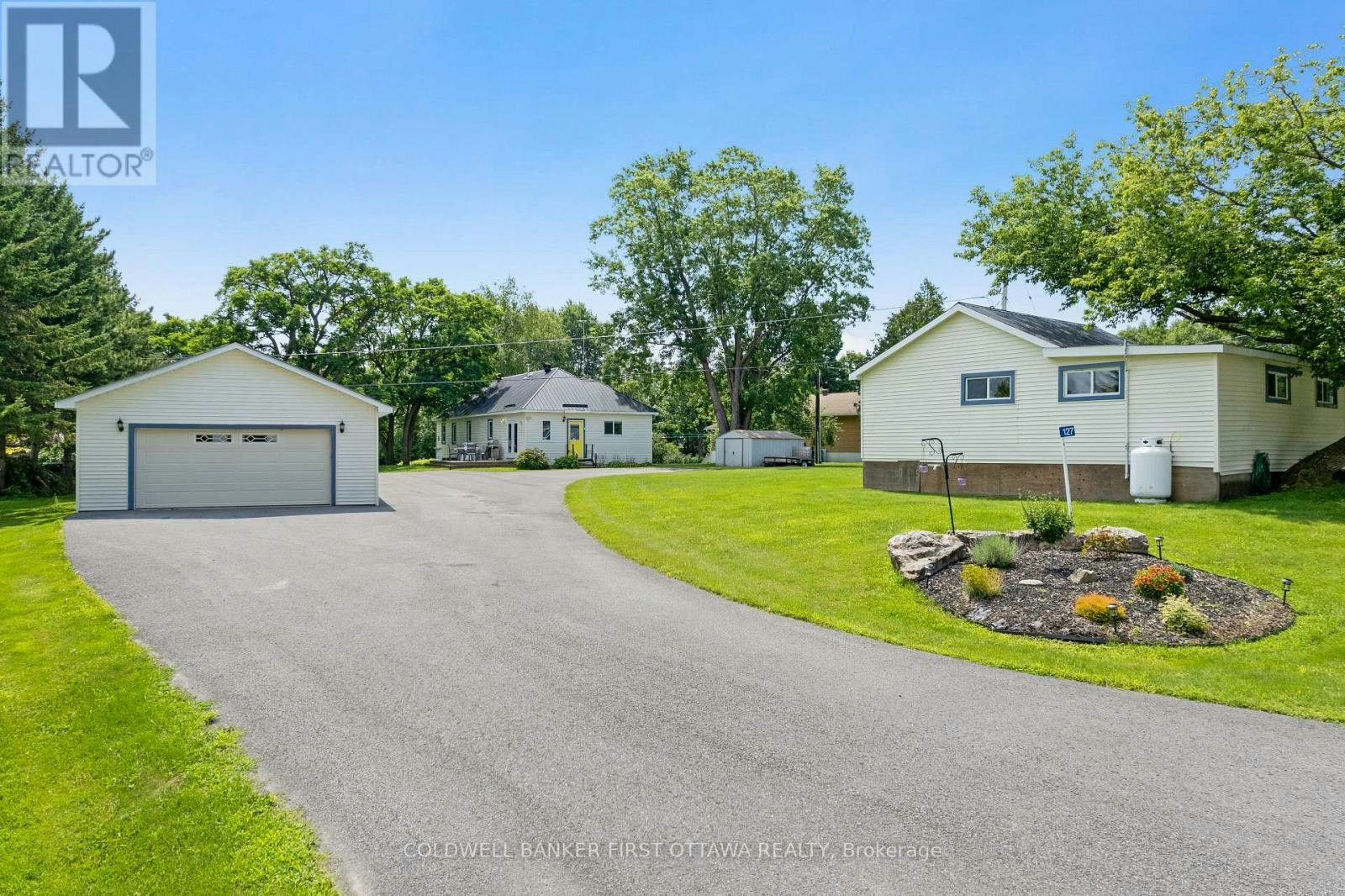 127 Rose Mac Drive, Drummond, ON, K0G 1W0