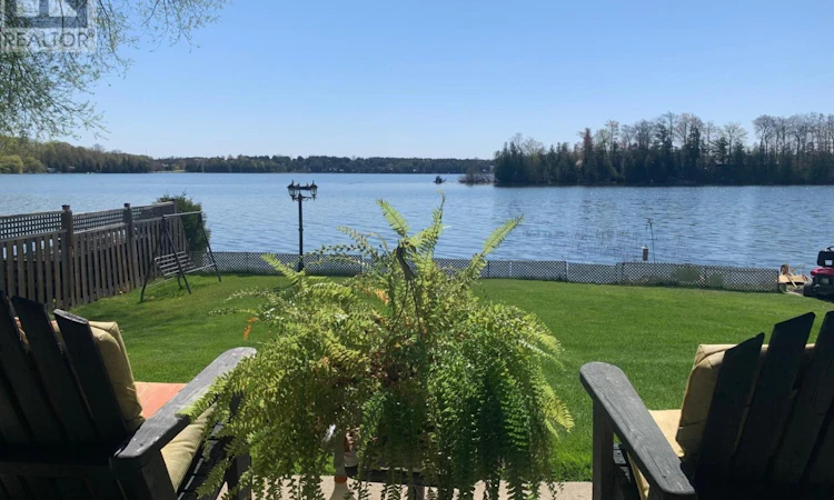 48 Island View Drive N