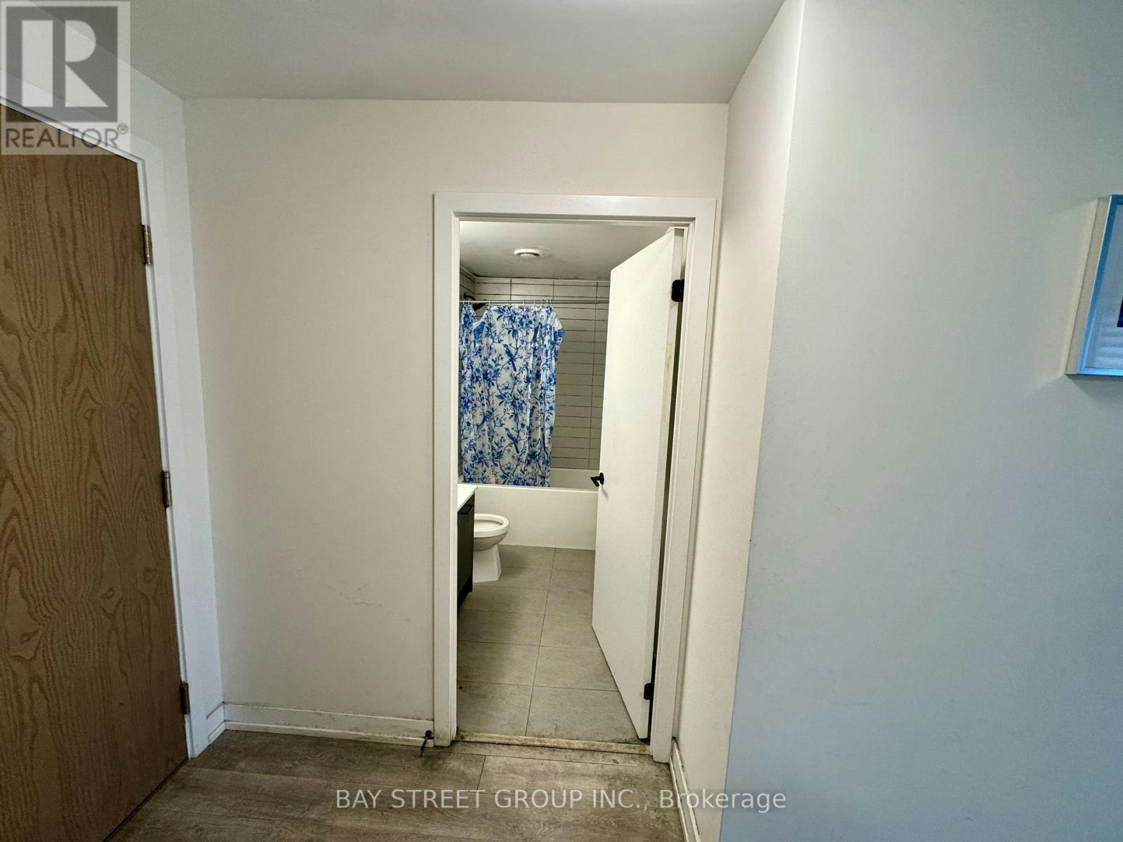 515-2300 St Clair Avenue W, Toronto, ON, M6N 1K8 - 19