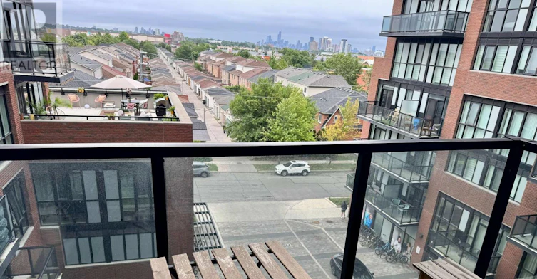 515-2300 St Clair Avenue W, Toronto, ON, M6N 1K8 - 36