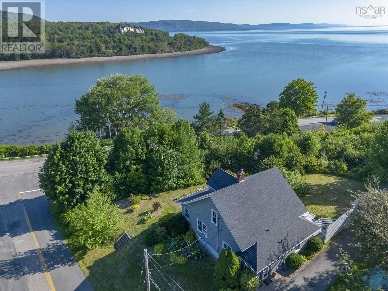 210 King Street, Digby, NS, B0V 1A0