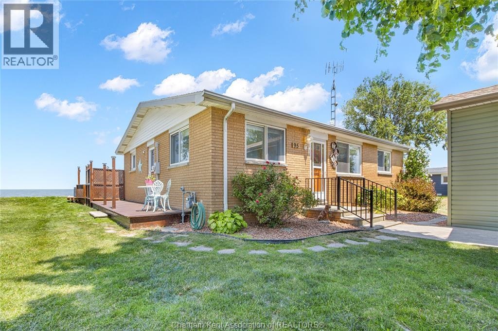 95 Island Crescent, Lakeshore, ON, N0P 2L0