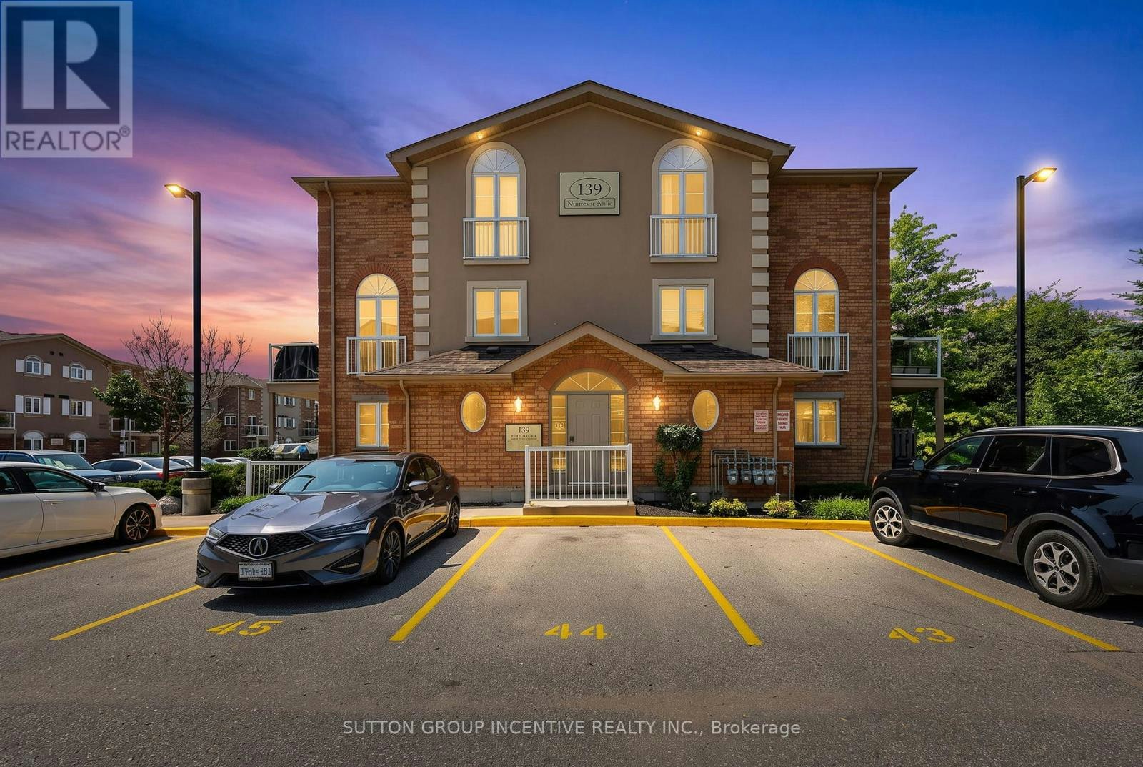 7-139 Sydenham Wells, Barrie, ON, L4M 0H3